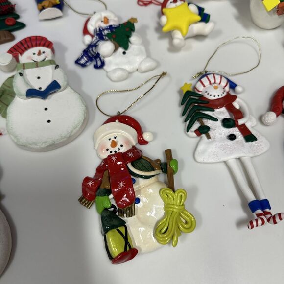 Lot Of 26 Snowman Ornaments Different Types Some‎ Ceramic Mostly Clay - Picture 9 of 11